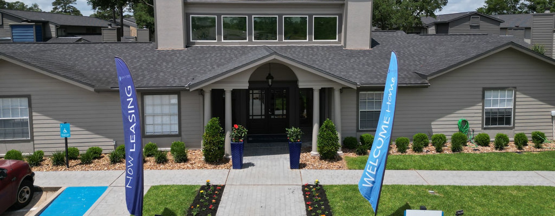 Regency Park front entry